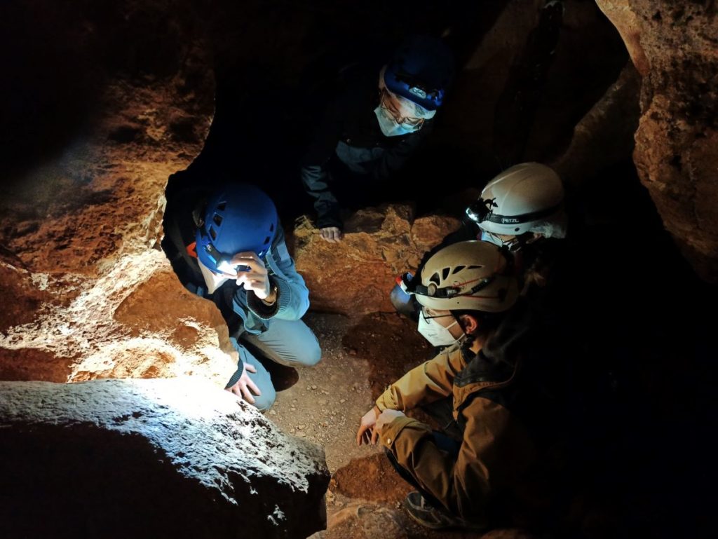 Visitas - Cueva de la Victoria